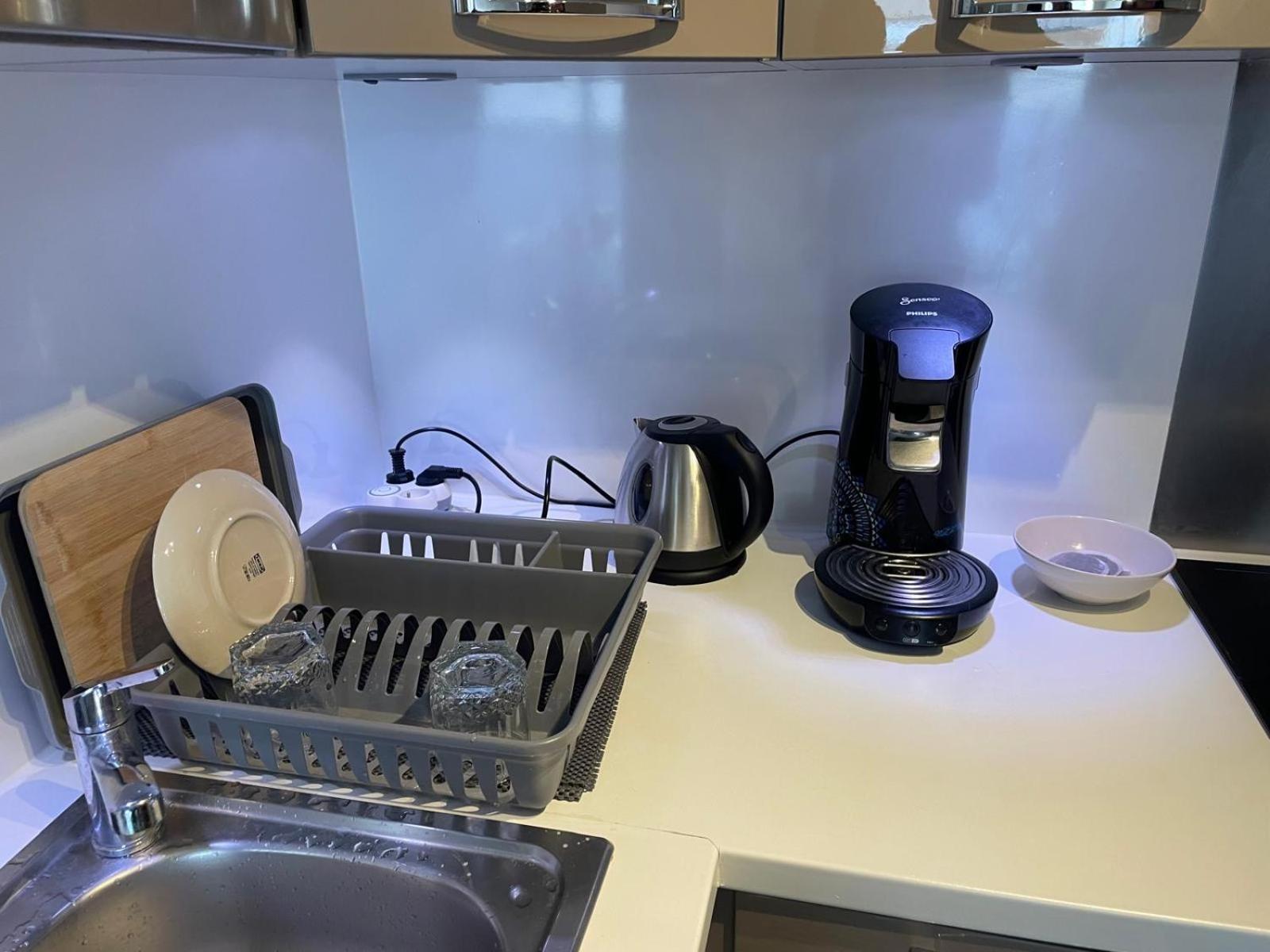 F2 A 20 Min De Paris Apartment